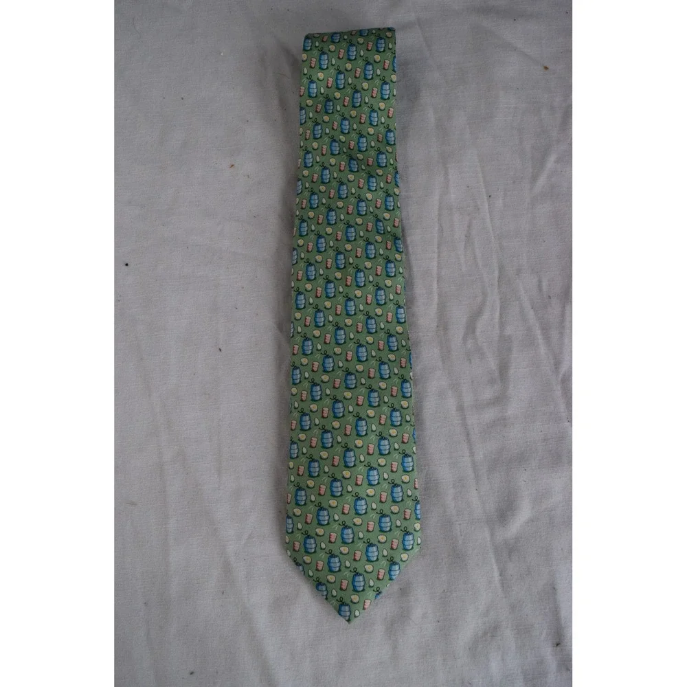 Vineyard Vines Martha's Vineyard Kegs and Eggs Print Green 100% Silk